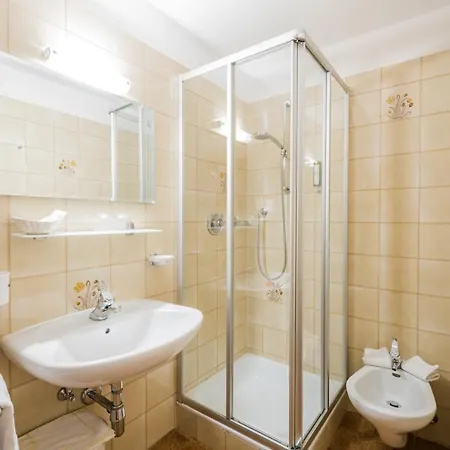 Hotel Waldheim 3*